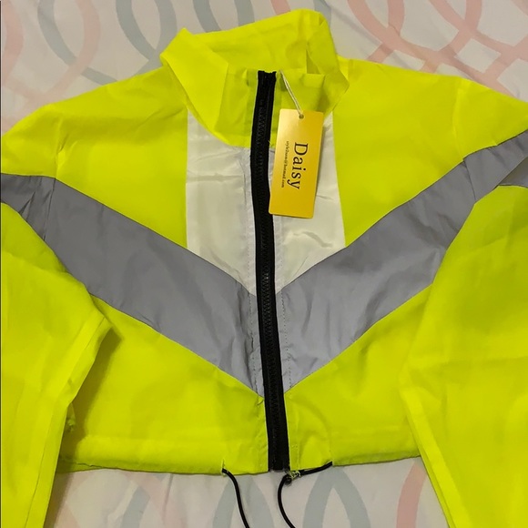Neon crop jacket - Picture 1 of 4